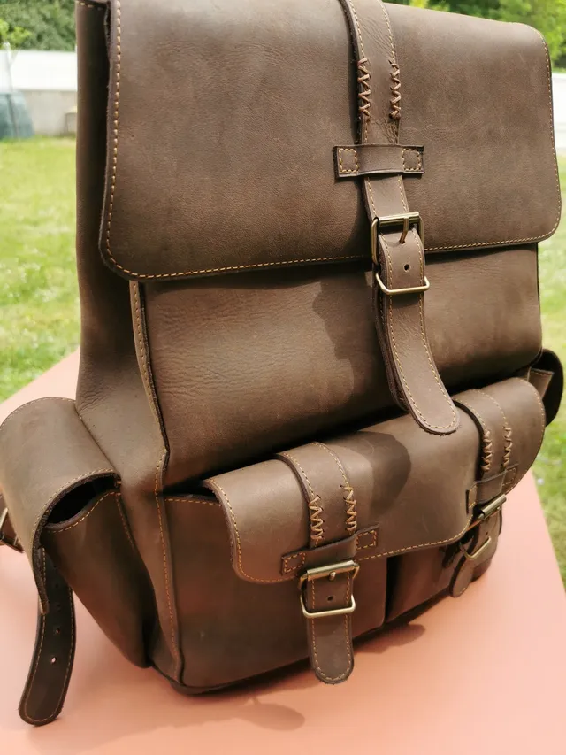 fleur-d-orage-explorateur-sac-dos-cuir-nubuck image 1