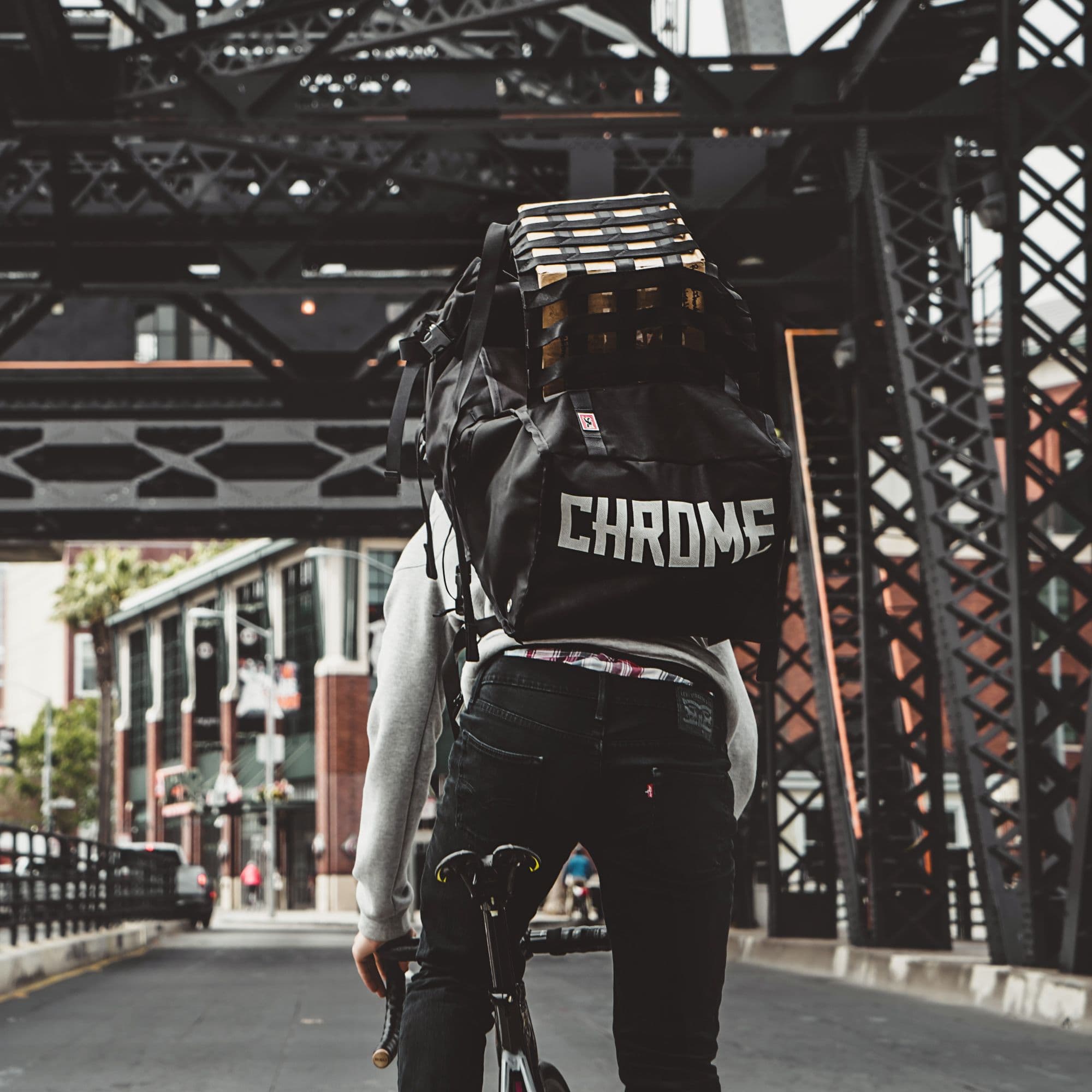 chrome-barrage-pro-80l-sac-dos-noir-rolltop-tanche image 7