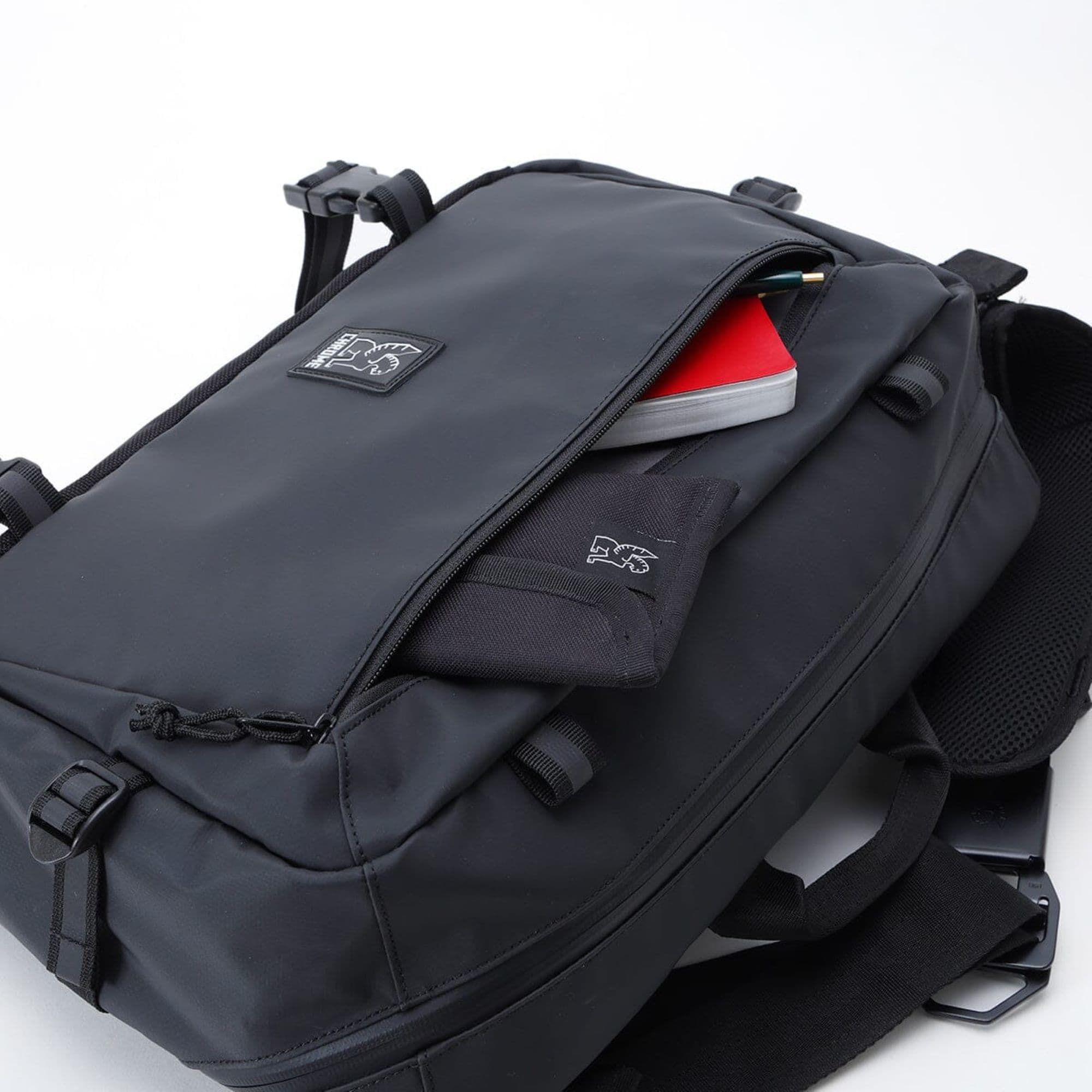 chrome-kadet-max-15l-sling-bandouli-re-noir-ordinateur image 8