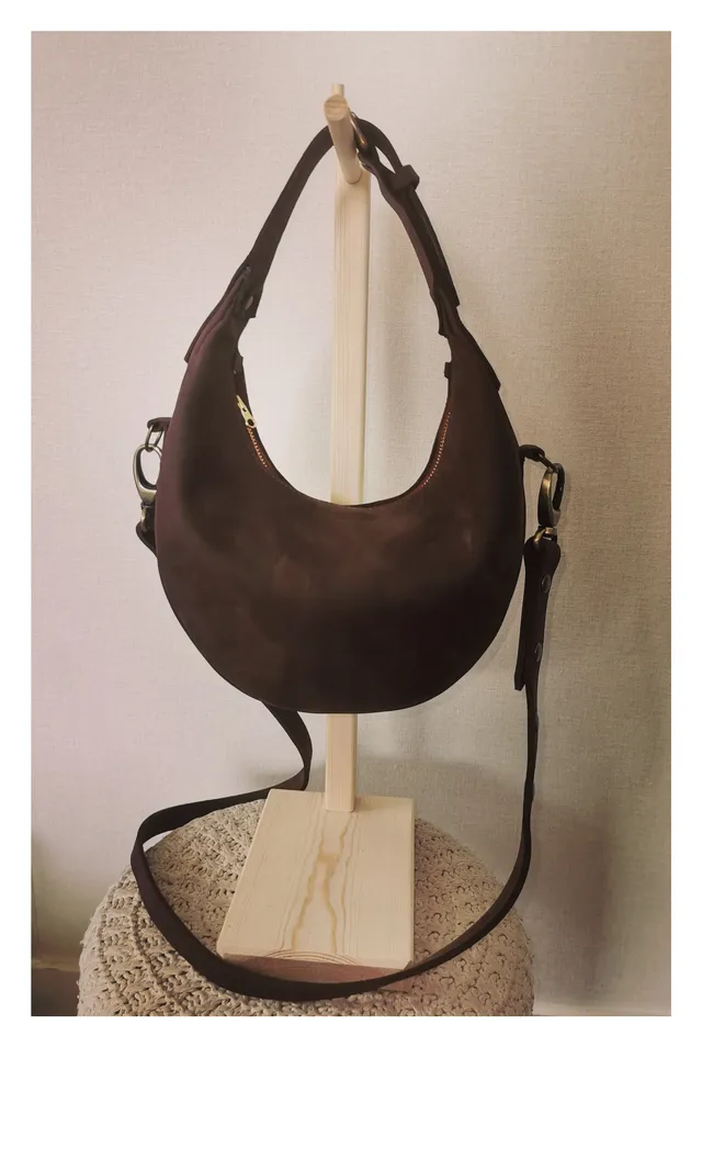 fleur-d-orage-dune-sac-main-cuir-chocolat-bandouli-re image 1