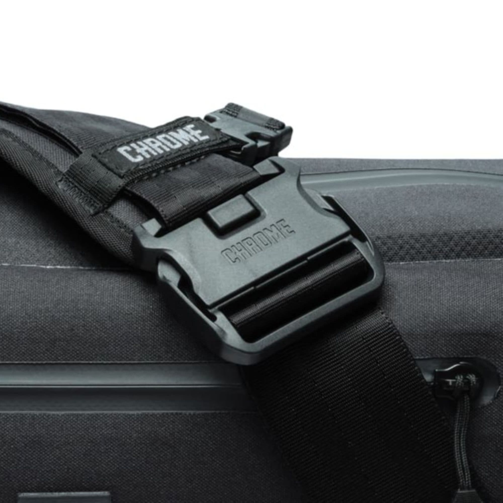 chrome-3-point-buckle-lg-boucle-2-noir-rechange image 4