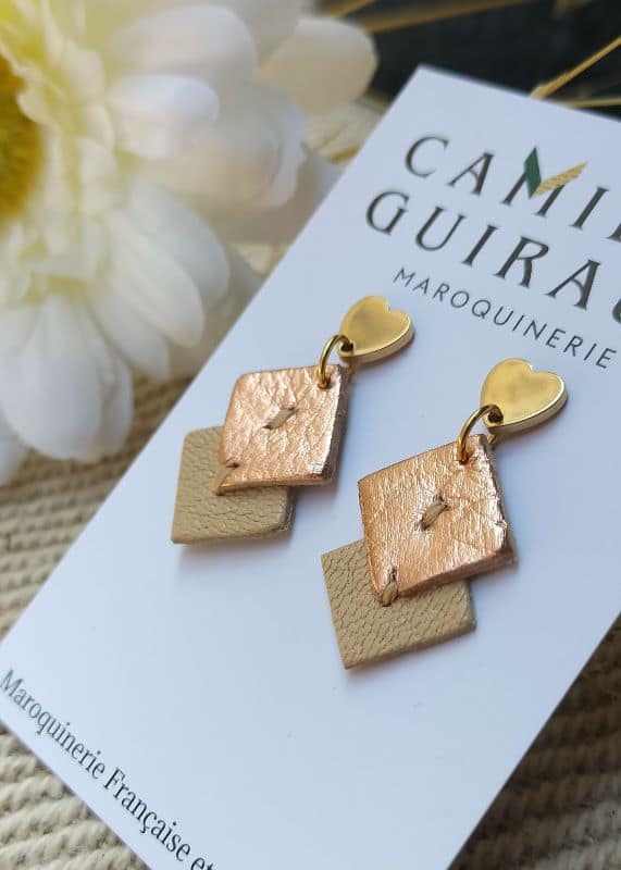 camille-guiraud-c-ur-rose-m-tallis-boucles-d-oreilles-cuir image 1