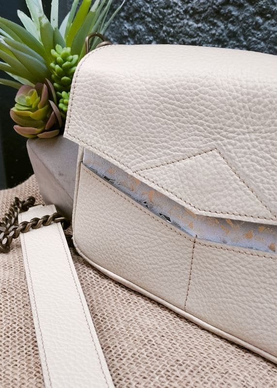 camille-guiraud-sacs-marine-sac-main-beige-dentelle-dor image 6