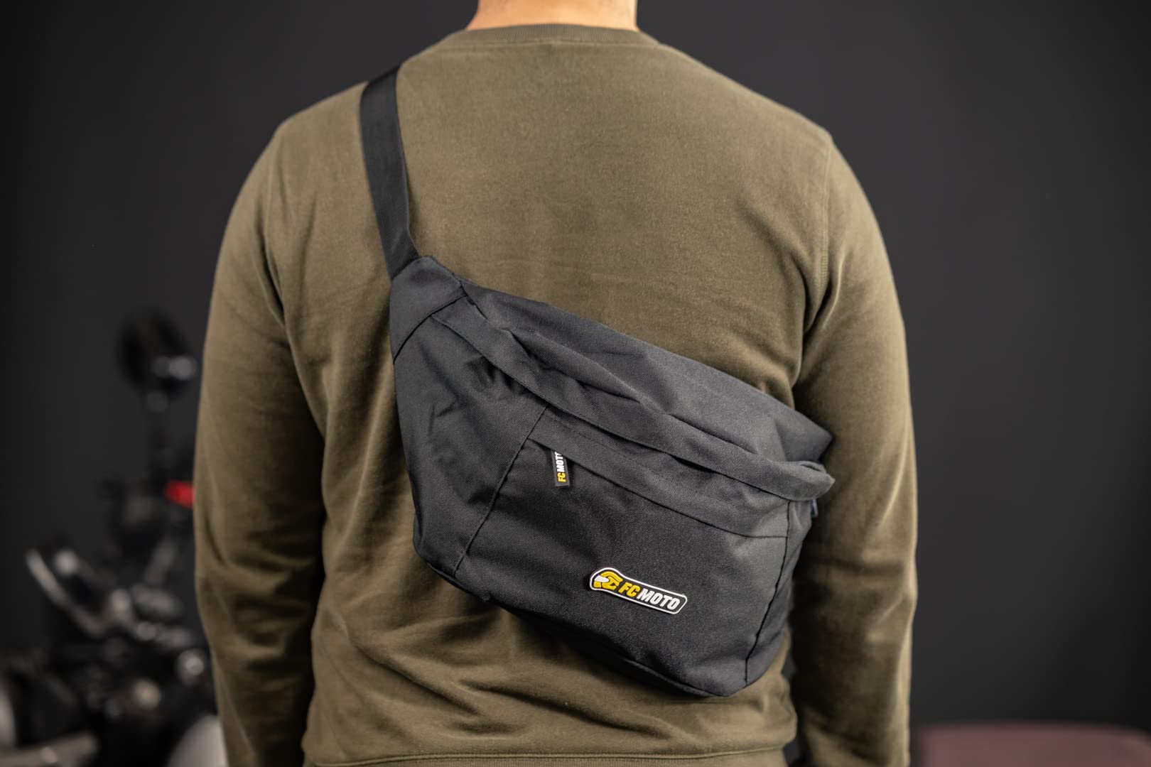 fc-moto-crew-sac-bandouli-re-nylon-600d-42x19x12-cm image 4