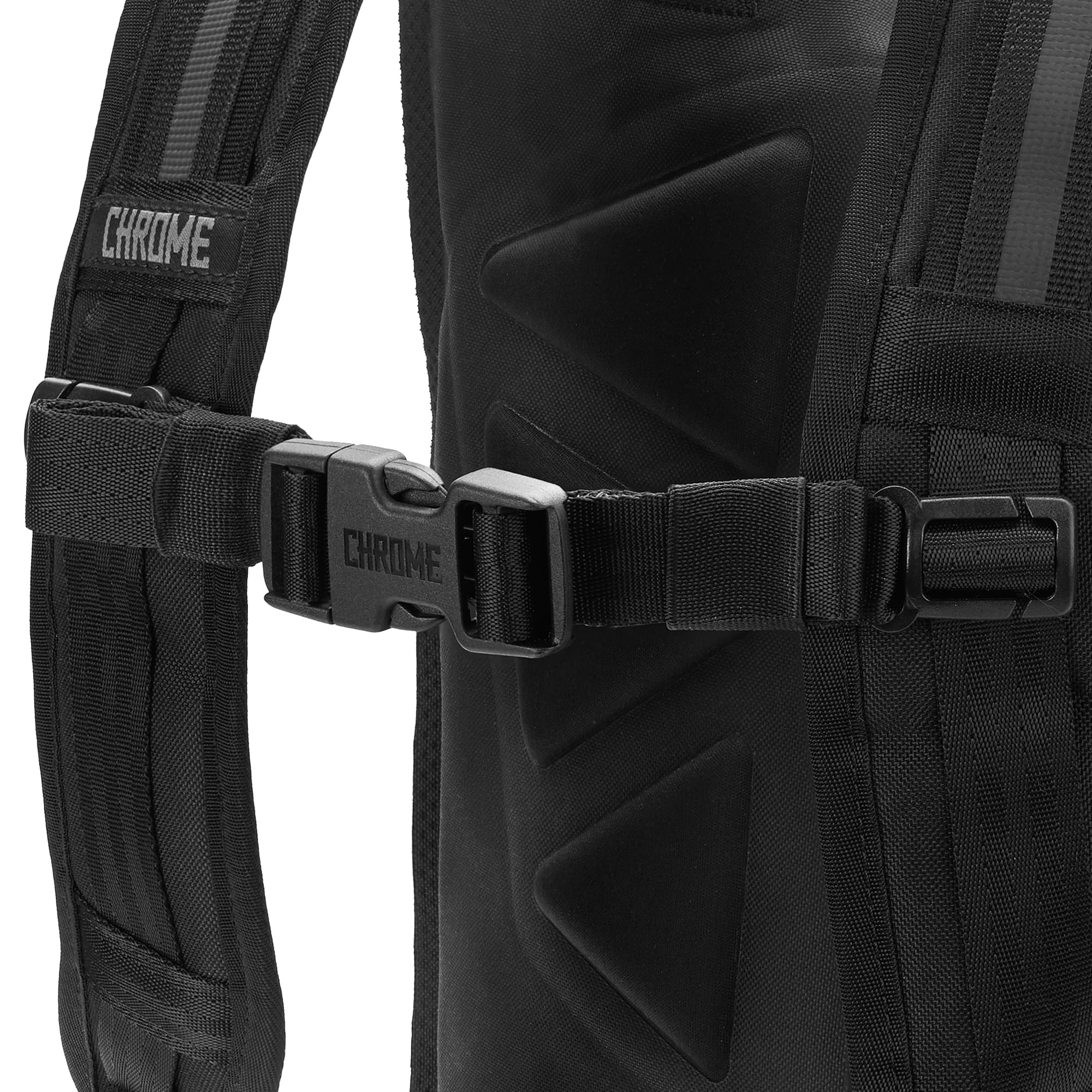 chrome-sternum-strap-sangle-poitrine-noire-r-glable image 2