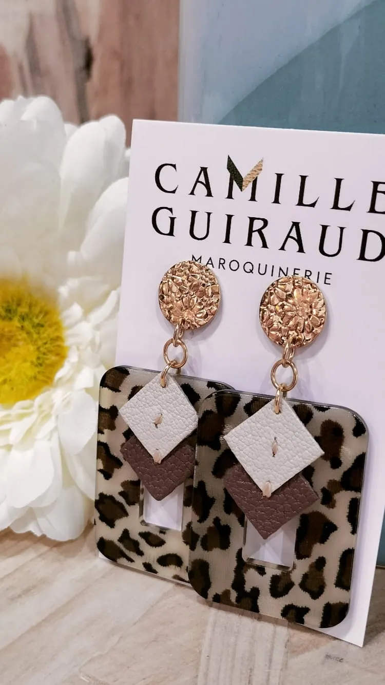 camille-guiraud-julie-boucles-d-oreilles-gu-pard-beige-rectangle image 1