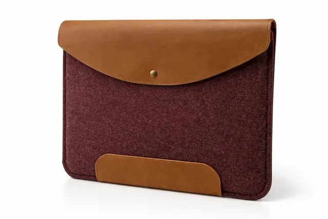 fleur-d-orage-pochette-ordinateur-15-cuir-bordeaux image 1