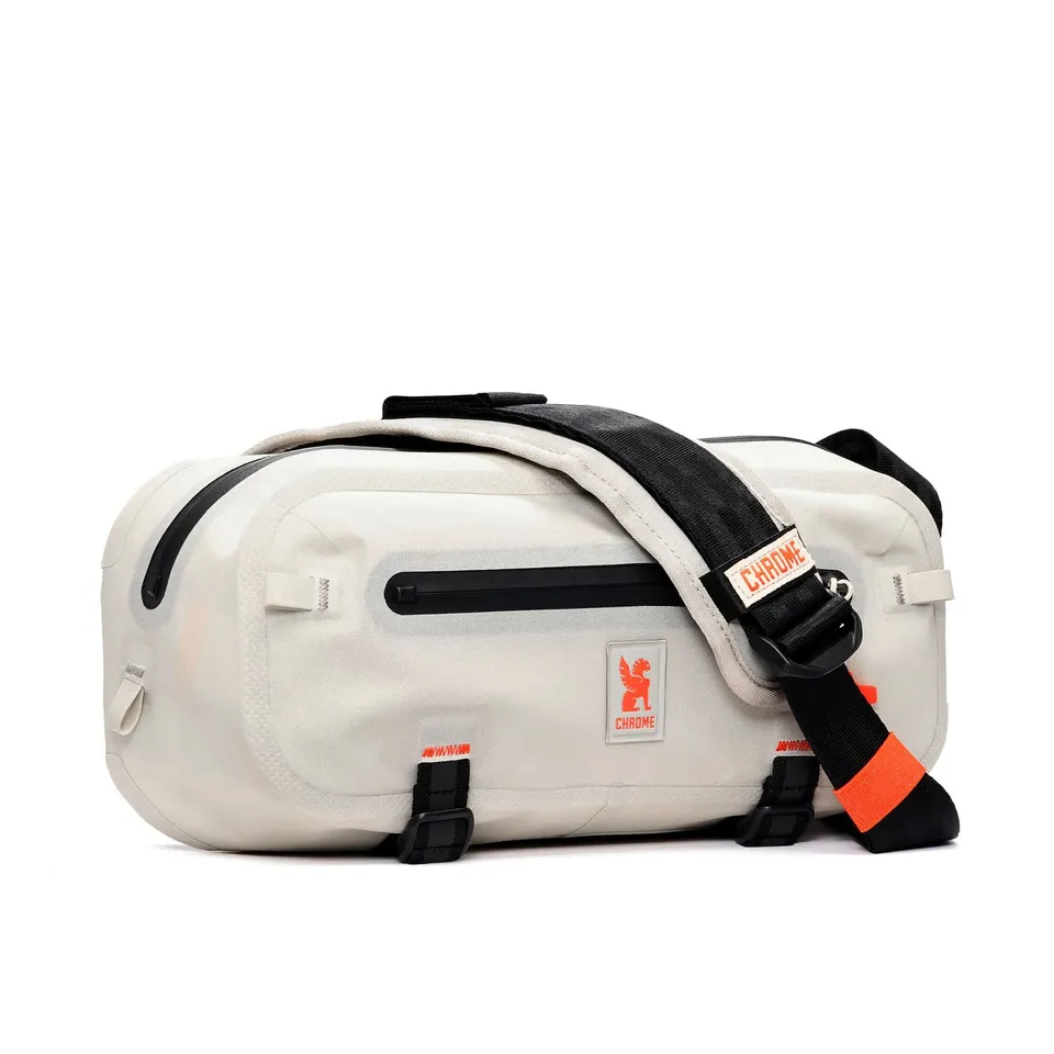 chrome-mini-kadet-wp-sling-tanche-noir-travail image 1