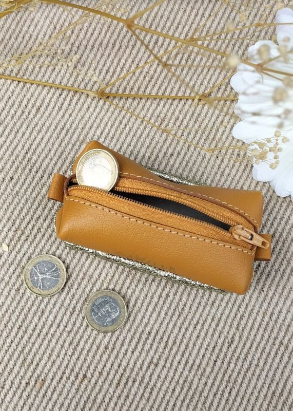 camille-guiraud-baby-trousse-mini-trousse-jaune-moutarde-dor image 2